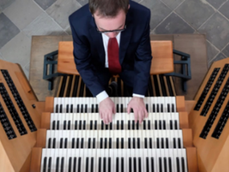 Rolf Müller an der Altenberger Domorgel